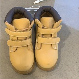 KoalaKids boots